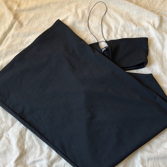 ZARA GEOMETRIC CUT OUT MIDI DRESS- small - Picture 6 of 10